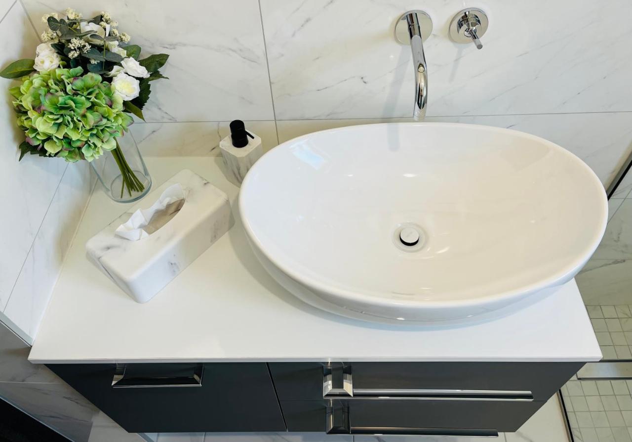 Kia Ora Apartment โตรกีร์ ภายนอก รูปภาพ