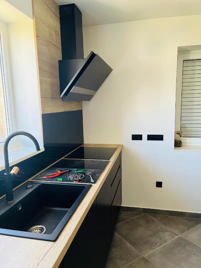 Kia Ora Apartment โตรกีร์ ภายนอก รูปภาพ